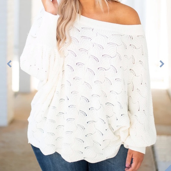 NEW Andrée by UNIT Solid Loose Fit Sweater - Picture 5 of 6